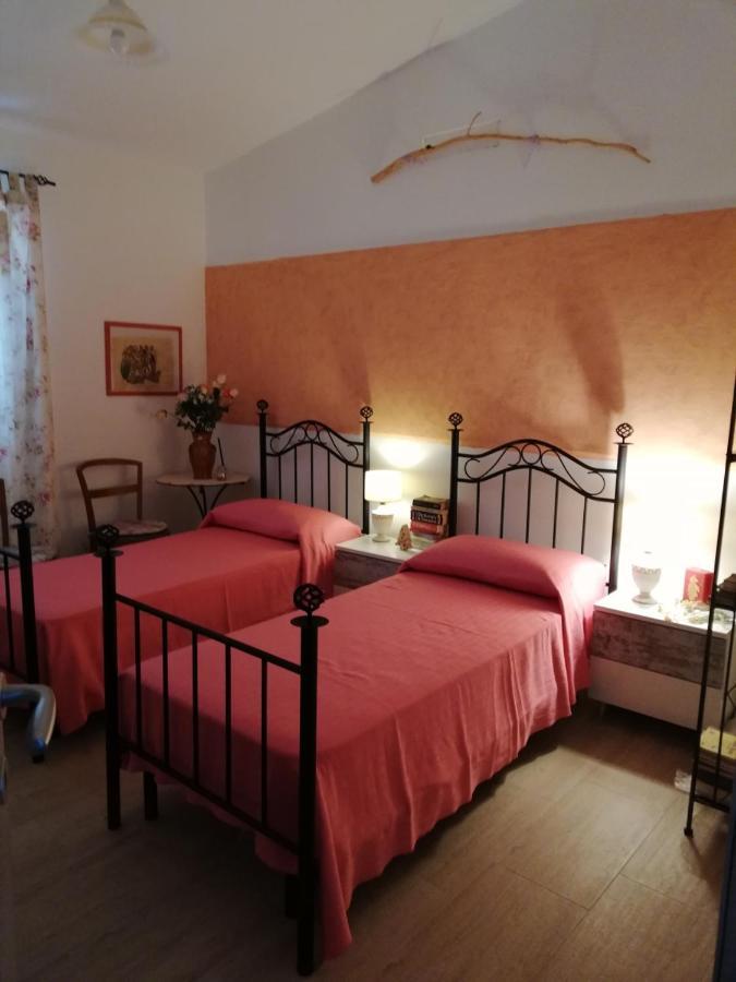 Insula -- Telti Hotel Eksteriør billede